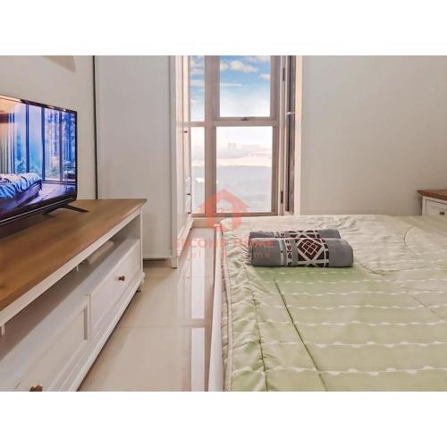 Cozy 1BR Gold Coast PIK with Pool, Gym, Netflix by 2ndHome