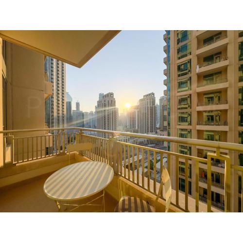 Cozy 1BR in Blvd Central - Near Dubai Mall -1208