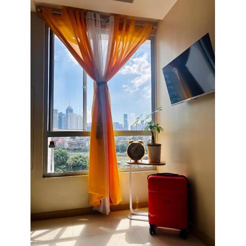 Cozy 1BR with BGC View Gym and Pool Included