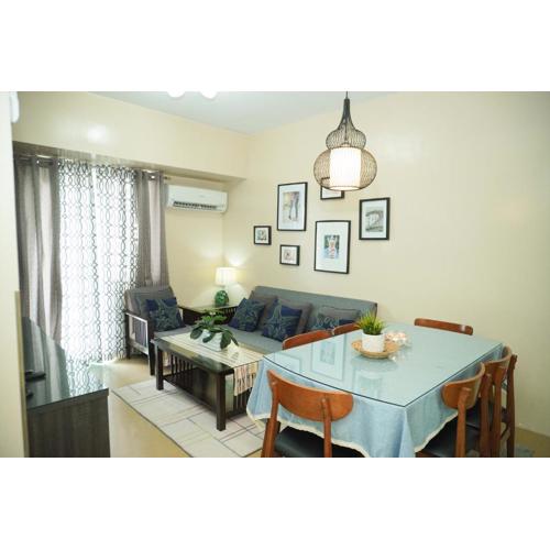 Cozy 2 Bedroom Condo with Balcony for Rent