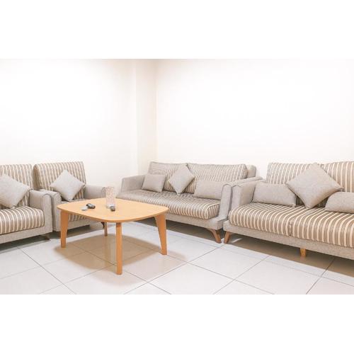 COZY 2 BEDROOM FAMILY APARTMENT DUBAI SHARJAH BORDER By MAUON COM