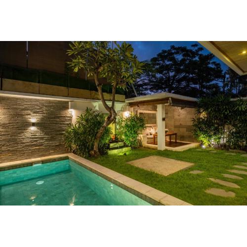 Cozy 2 Bedroom Villa in Seminyak with private Pool