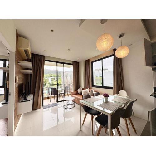 Cozy 2 Bedrooms - The Lago Nai Harn by AHP