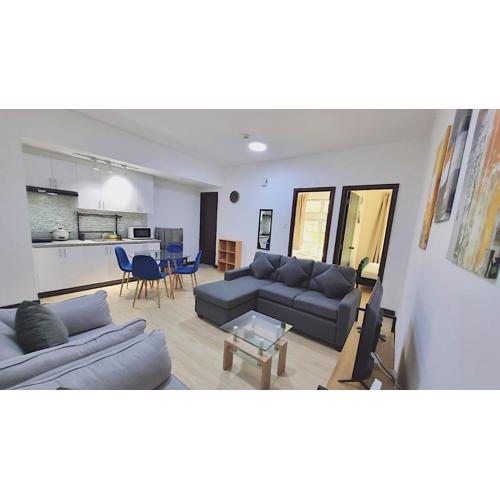 Cozy 2BR 2Bath San Lorenzo Place Netflix 4KM NAIA