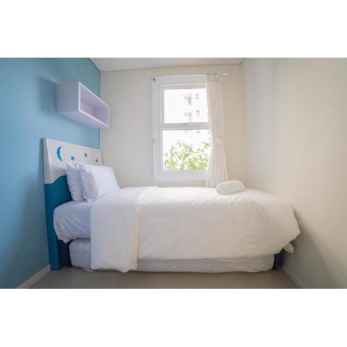 Cozy 2BR Apartment at Parahyangan Residence with Direct Access to Swimming Pool By Travelio