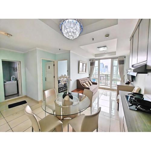 Cozy 2BR Apt 1 Cikditiro Menteng with gym & pool by 2ndHome