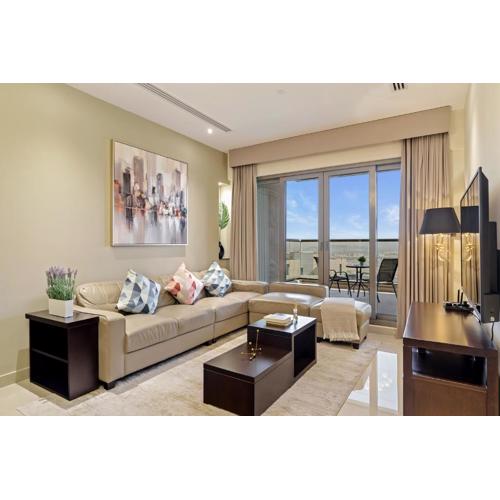 Cozy 2BR in Elite Downtown Residence with Canal view