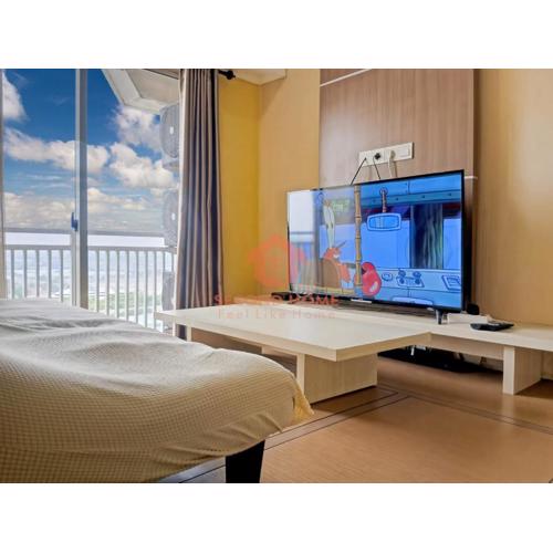 Cozy 2BR Trivium Apt pool & wifi