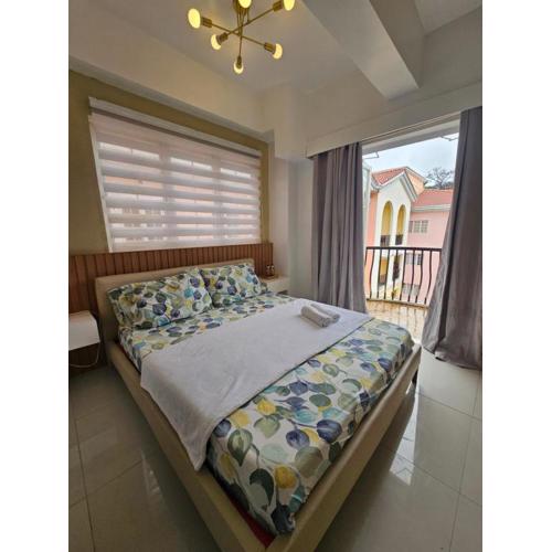 Cozy 3BR Unit Near Mines View