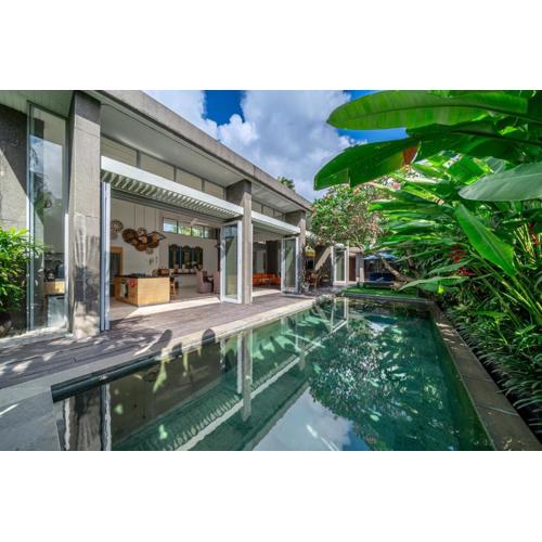 Cozy 3BR Villa in Central Seminyak