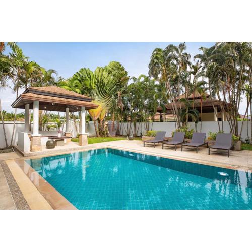 Cozy 3BR Villa White Cove with Private Pool