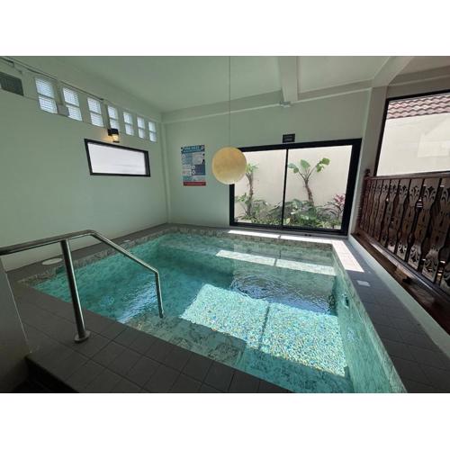 Cozy 4BR pool villa at Chiang mai city