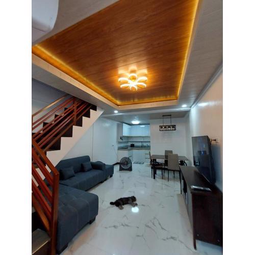 Cozy Aesthetic 2BR 3 storey Home with Rooftop