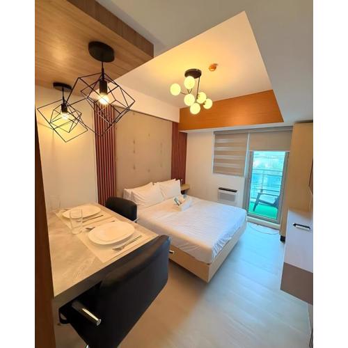 Cozy and Classy Monaco Suite Mt Arayat View