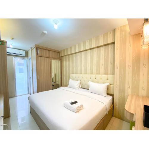 Cozy and Comfy Studio at Bassura City Apartment By Travelio