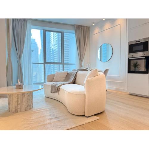Cozy and Modern Two Bedroom Apartment in Dubai Marina