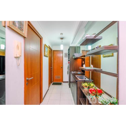 Cozy and Nice 2BR Apartment at Maple Park Sunter By Travelio