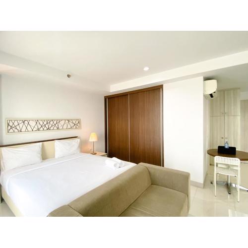 Cozy and Nice Studio at Azalea Suites Apartment By Travelio