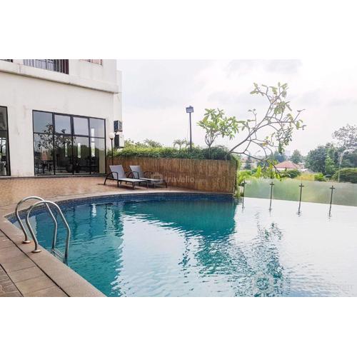 Cozy and Simply Studio at Serpong Greenview Apartment By Travelio