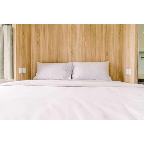 Cozy and Simply Studio at Sky House BSD Apartment By Travelio