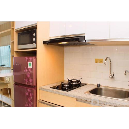 Cozy and Warm Studio at Grand Kamala Lagoon Apartment By Travelio