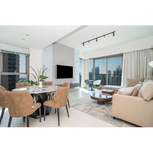 Cozy Apartment at Top Floor with City Views 177BC-2