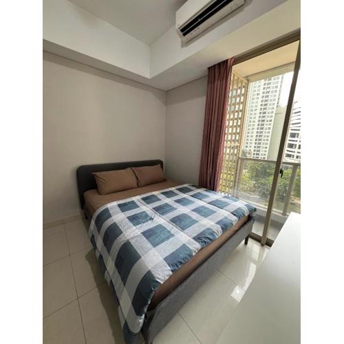 Cozy Apartment connected to mall by Lexington