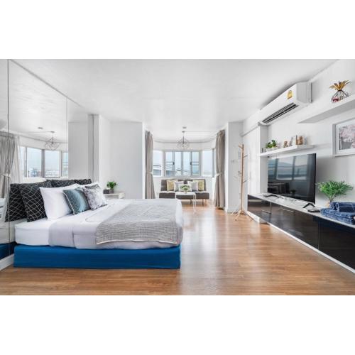 Cozy B at Nimman Studio Room in Condominium