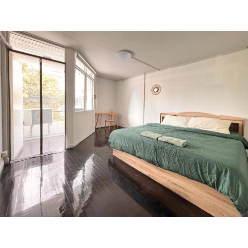 Cozy Cat Souluna home in Ekkamai