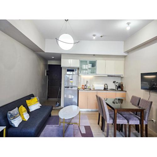 Cozy City view Free swim and gym