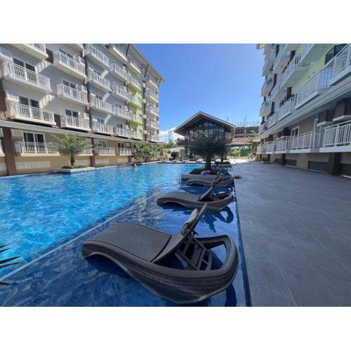 Cozy & Convenient 1-Bedroom Condo 3 mins Away from the Airport