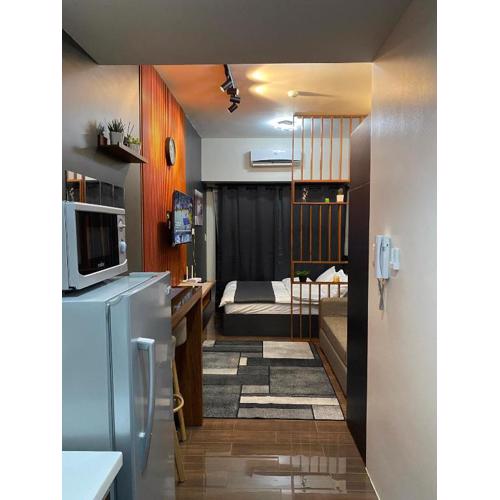 Cozy Crib @ Air Residences - Makati