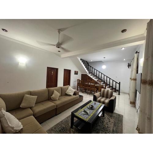 Cozy family home villa near stunning beach