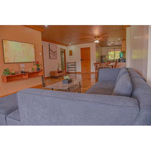 Cozy Guest House 2nd flr