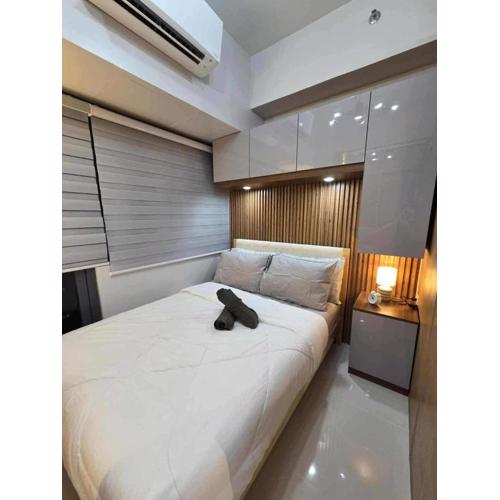 Cozy Haven Suite at Shore 3