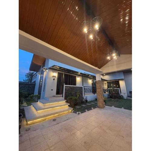 Cozy Home in Bacolod City near Airport & the Ruins