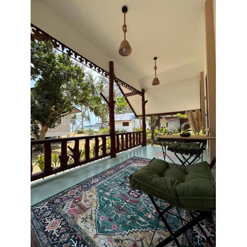 Cozy house in Chaloklum