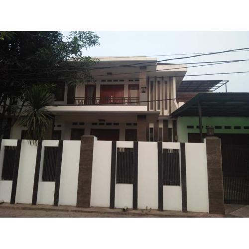 Cozy house in Pekayon, Bekasi