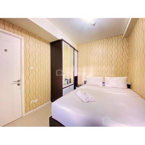 Cozy Living 1BR Apartment at Parahyangan Residence By Travelio