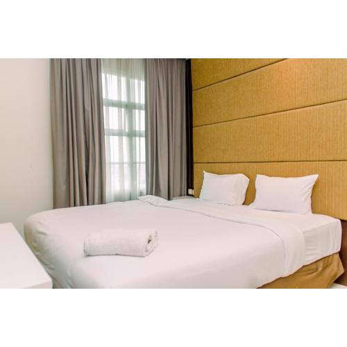 Cozy Living 1BR The Bellezza Apartment By Travelio