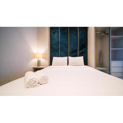 Cozy Living 2BR at Anderson Supermall Mansion Apartment By Travelio