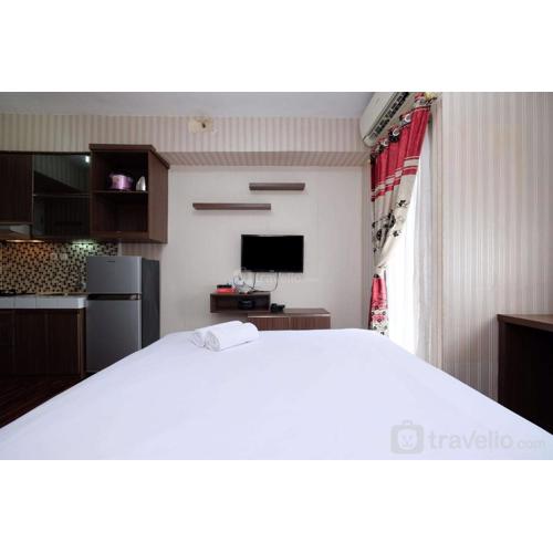 Cozy Living Studio at Pakubuwono Terrace Apartment By Travelio