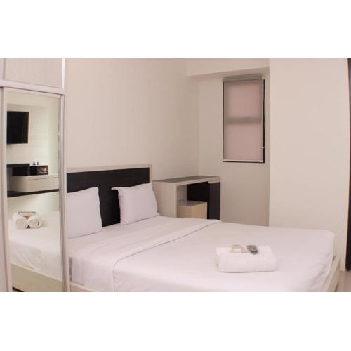 Cozy Living Studio at Urbantown Apartment Karawang By Travelio