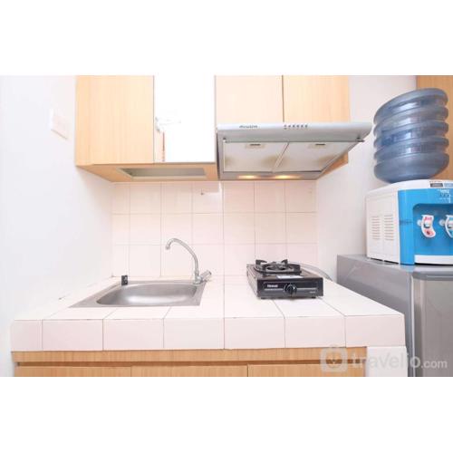 Cozy Living Studio Room at Margonda Residence 3 Apartment By Travelio