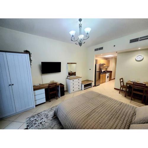 Cozy Marina Studio next to Metro