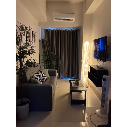 Cozy Minimalist Condo unit