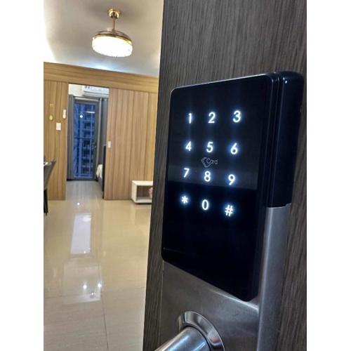 Cozy MOA Condo Perfect for 2