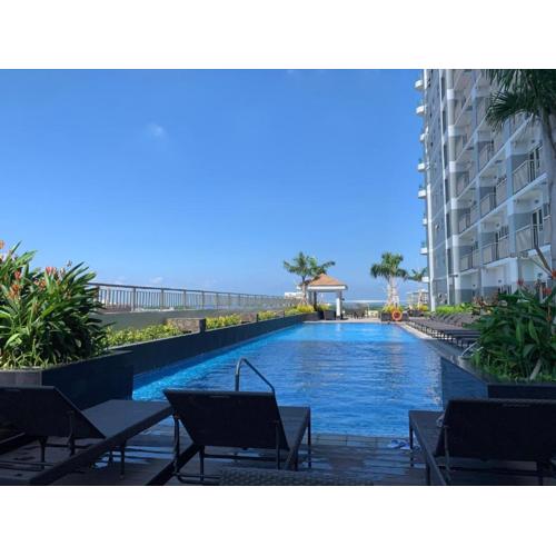 Cozy Modern Sunset View