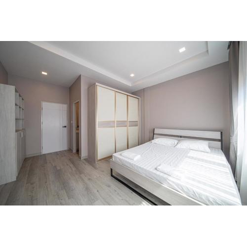 cozy one-bed Room suit in Venice Villa