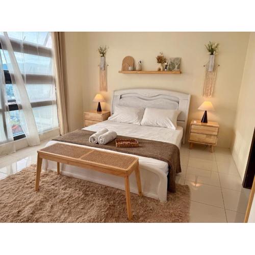 Cozy Panoramic View Unit